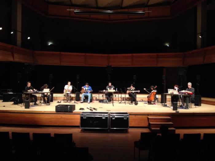 1457586_10202667000537875_507521594_n